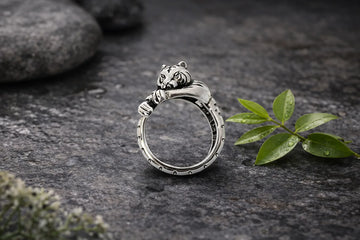 Bague motif tigre enroulé