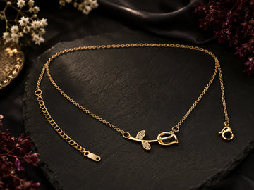 Collier pendentif Rose, finition ton doré, 6 g